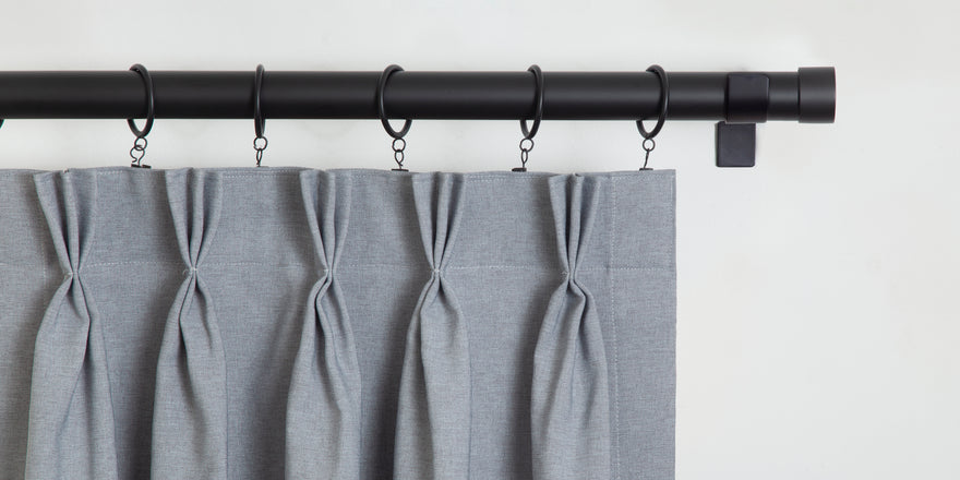 3-pinch pleat
